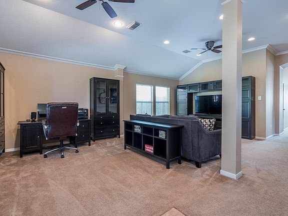 4th image of 15018 Stablewood Downs Ln