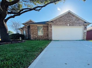 9530 Flying Eagle Ct, Houston, TX 77083