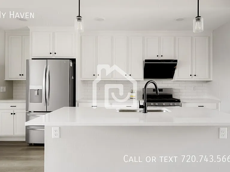 10138 E 62nd Ave — Photo 10