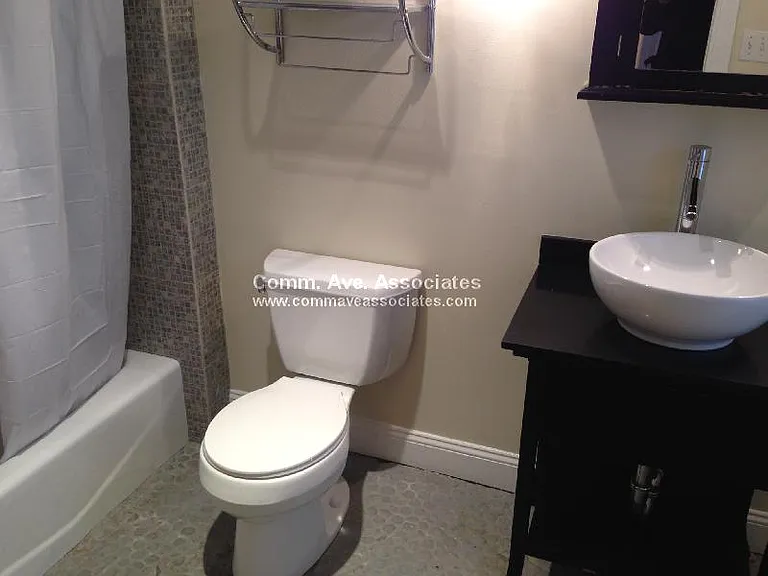 62 Maple St #1 — Photo 11