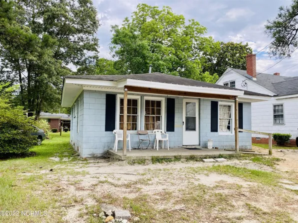 404 W Harper St, Snow Hill, NC 28580