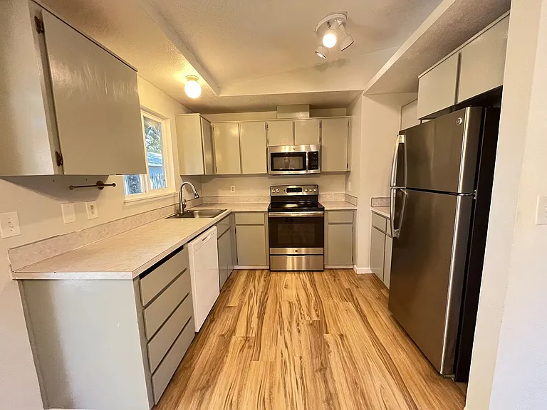 8456 SE 75th Pl — Photo 8