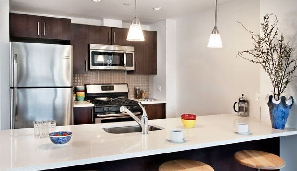 1st image of 2638 21st St APT 5J