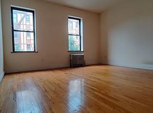 31-41 34th St #2, Astoria, NY 11106