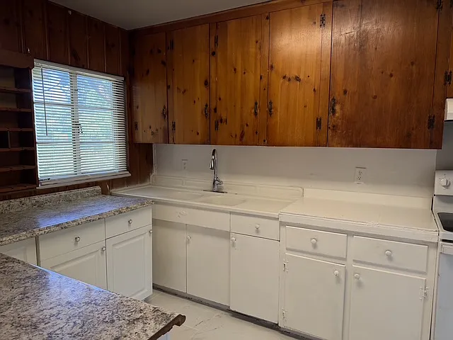 5388 Brahma Ave — Photo 5
