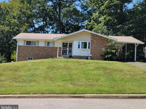 6505 Acorn Ct, Temple Hills, MD 20748