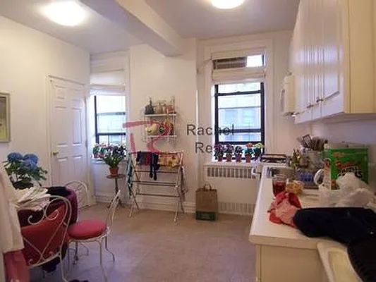 Rented by Rachel Realty | media 14