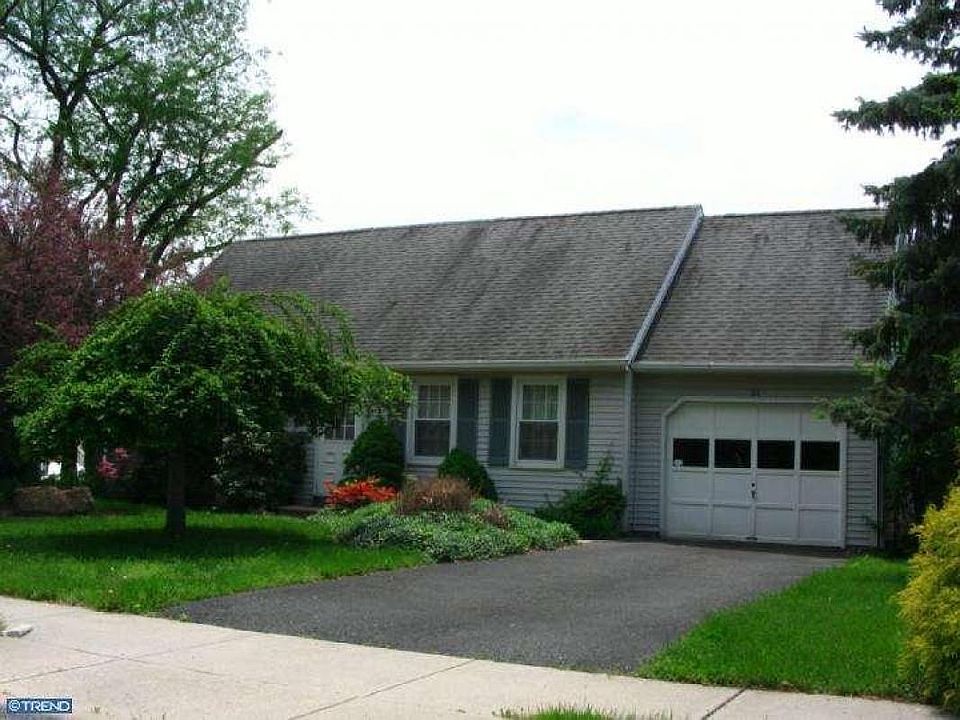 1st image of 84 Mountain Blvd