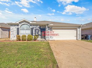 2408 Stagecoach St, Fort Worth, TX 76133