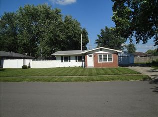 1611 Gibson Dr, Lebanon, IN 46052