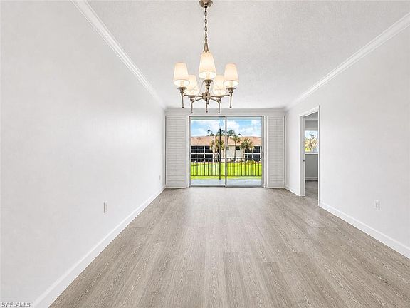 3rd image of 225 Turtle Lake Ct APT 210