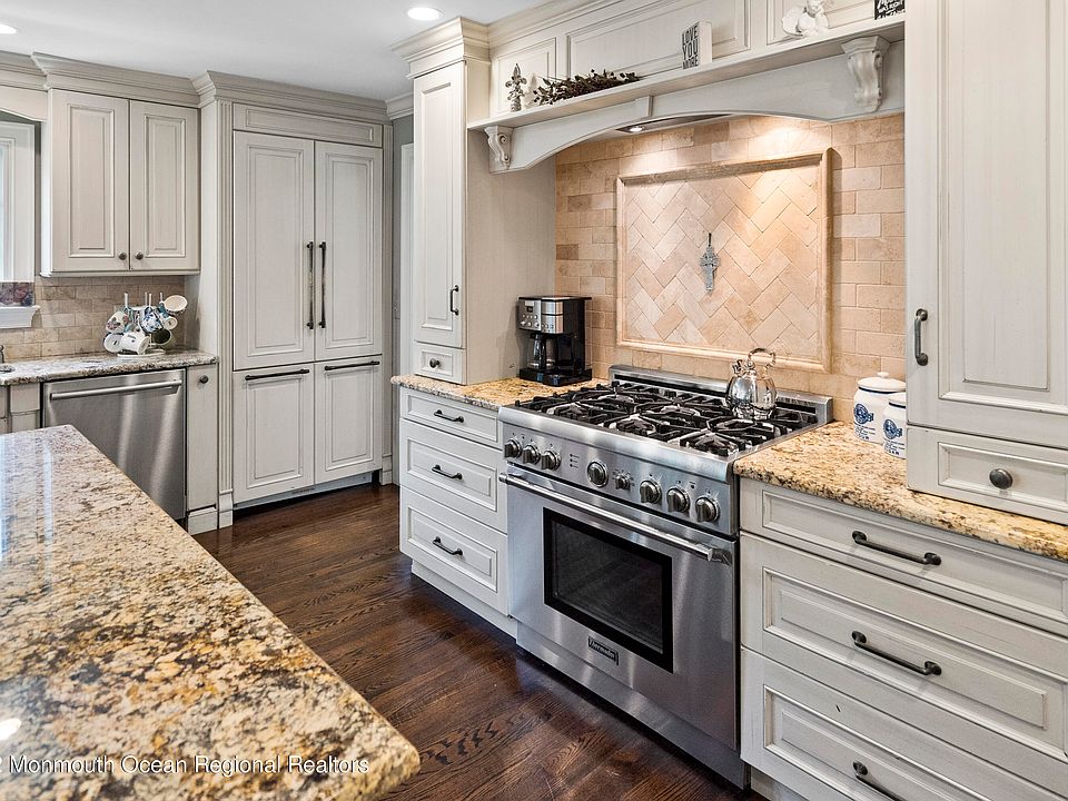 25 Old Phalanx Rd Lincroft, NJ, 07738 Apartments for Rent Zillow