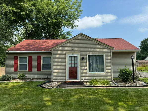 623 W Shoshone Rd, Peoria, IL 61614
