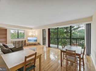 1401 N Rhodes St APT 406, Arlington, VA 22209
