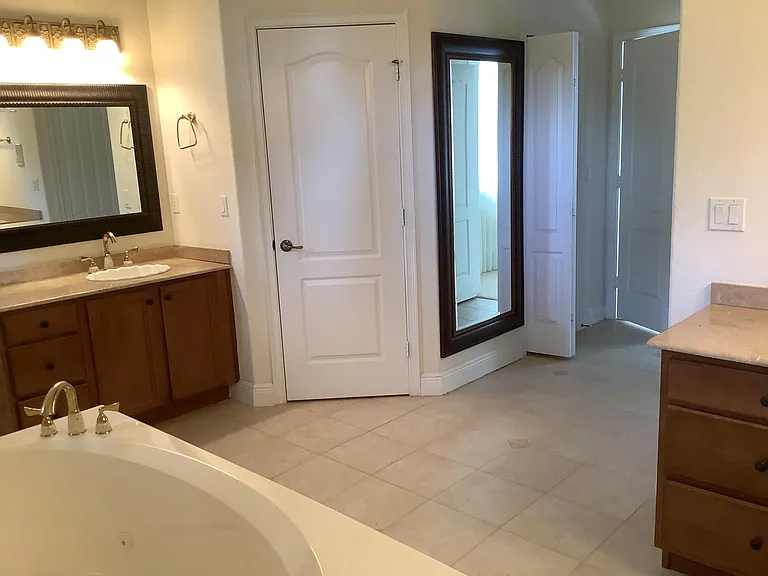 Private toilet