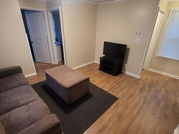 5th image of 623 Atlantic Ave