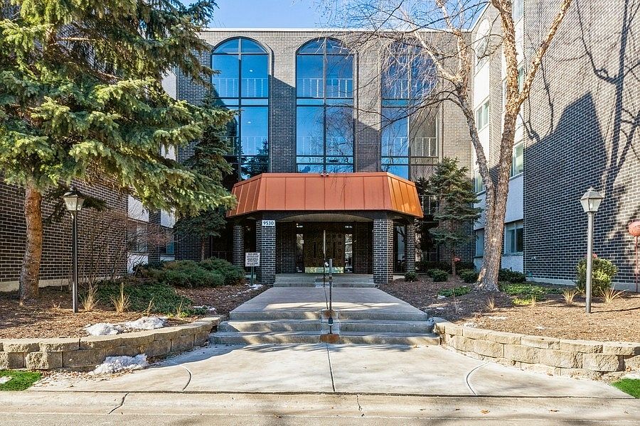 1st image of 9530 N Lamon Ave #111