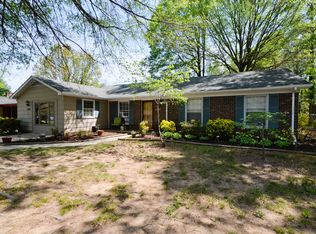 5202 Amberhill Dr, Greensboro, NC 27455