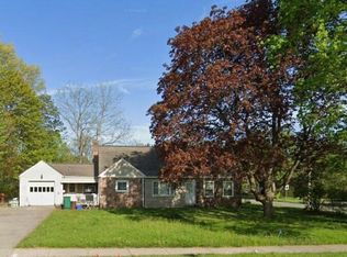 745 Winton Rd S, Rochester, NY 14618