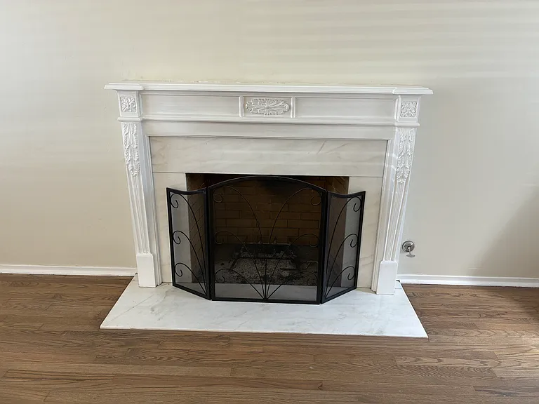 43 15th Ave — Photo 8