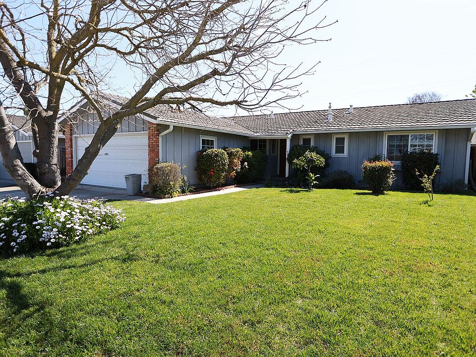 1st image of 6472 Rainbow Dr