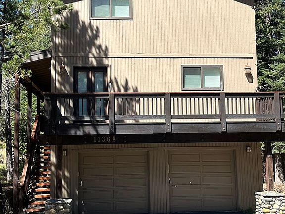 2nd image of 11368 Lucerne Ln