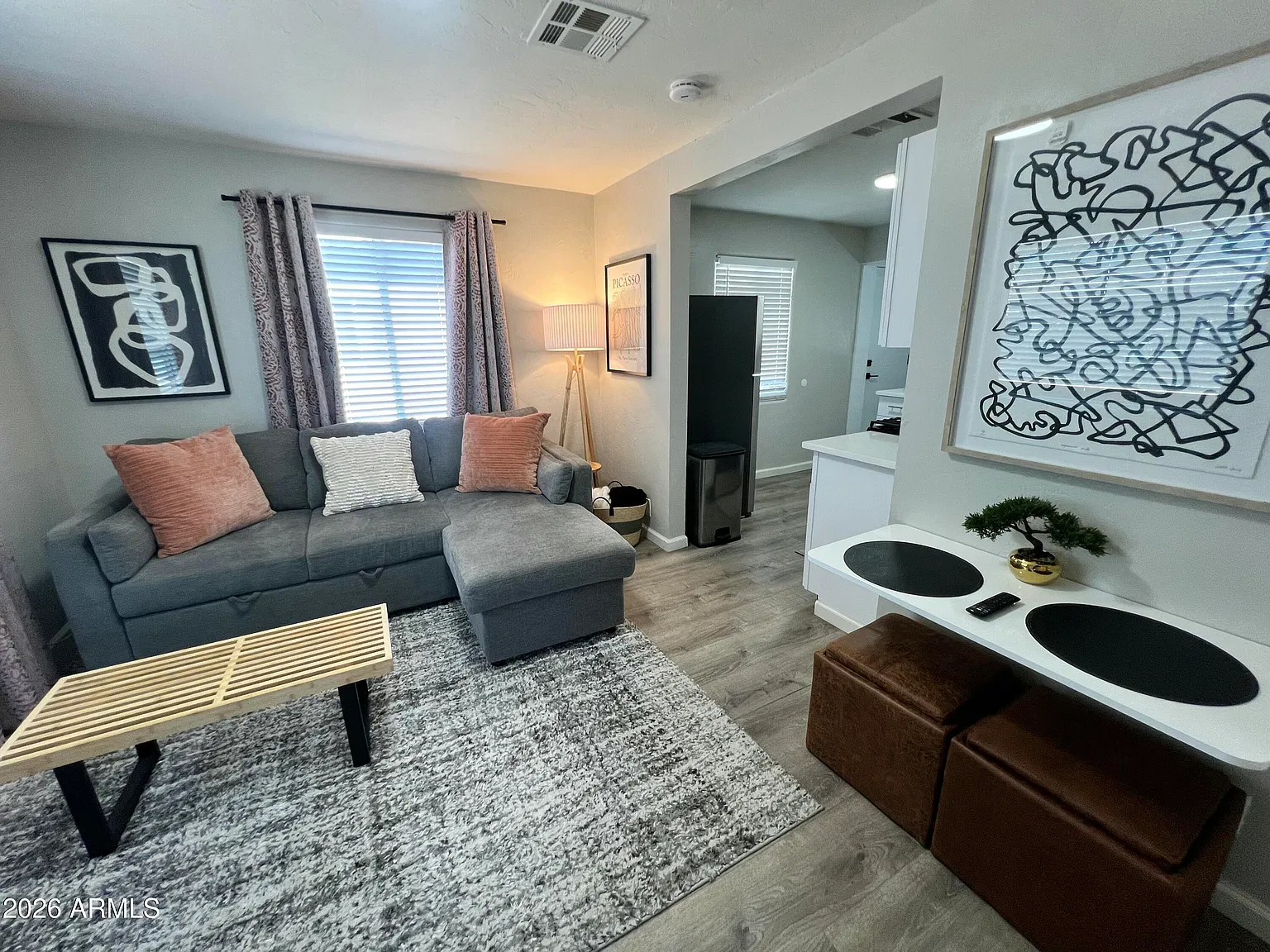 1 bed, 1.0 bath, 485 sqft, $1,749 — Photo 2