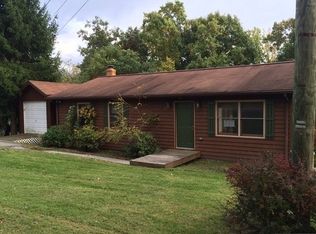 3625 Kirby Dr, Christiansburg, VA 24073