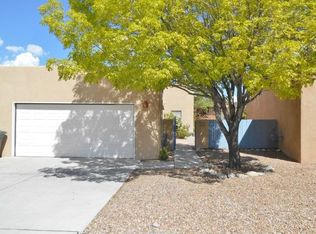 2887 Calle De Molina, Santa Fe, NM 87507