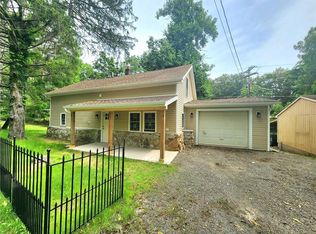 649 Awosting Rd, Shawangunk, NY 12566