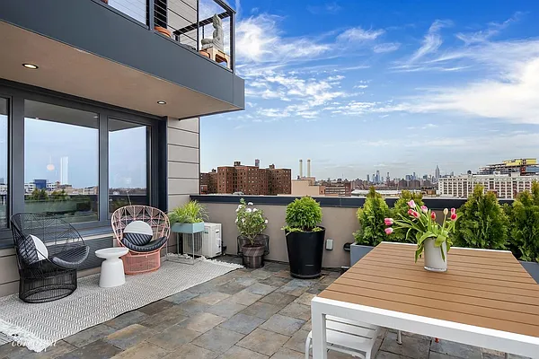 Sold by Corcoran | media 22