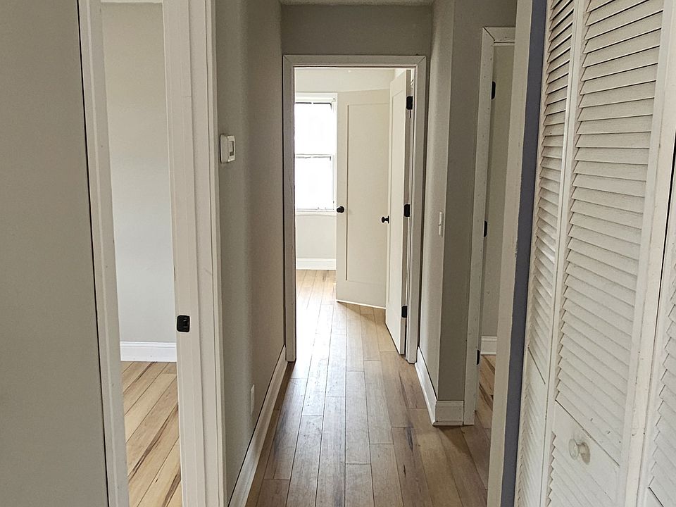 2nd image of 1908 Dabbs Ave