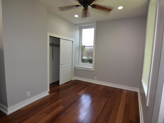 5th image of 1246 E Columbia Ave