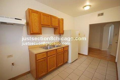 1st image of 8053 S Manistee Ave APT 2E