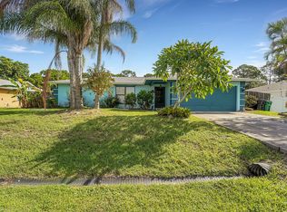 1809 SW Oakwood Rd, Pt Saint Lucie, FL 34953