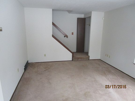 4th image of 5477 Millwood Ln APT C