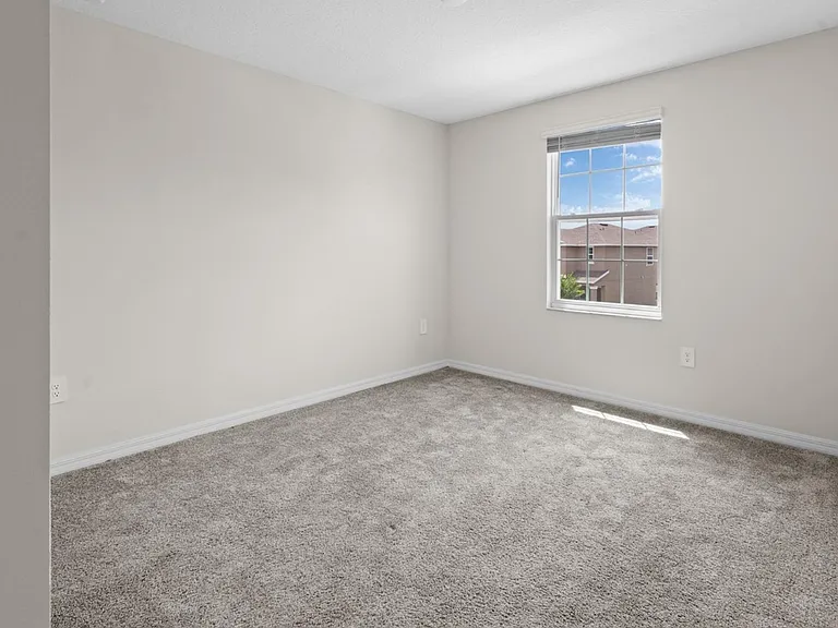 2232 Mountain Pine St — Photo 9
