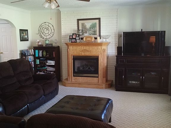 5th image of 3412 Hooker Ave