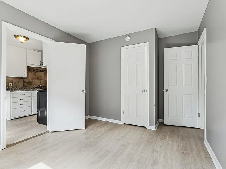 4314 N 52nd St — Photo 12