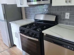 100 E Holly Ave, Oaklyn, NJ 08107