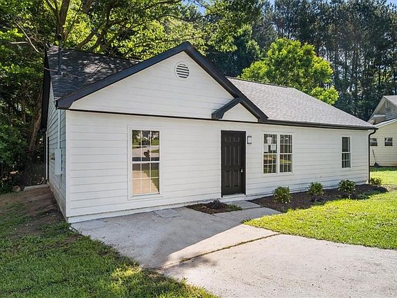 2nd image of 245 Antebellum Cir