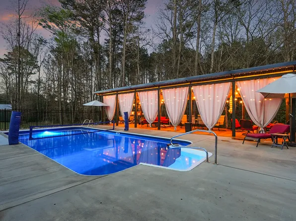 417 S McDonald Rd SW, Mc Donald, TN 37353