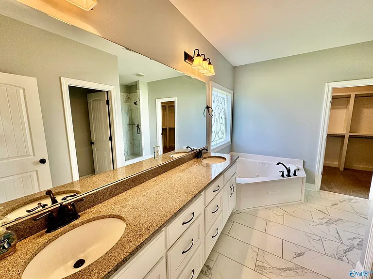 6342 Central Park Ln — Photo 25
