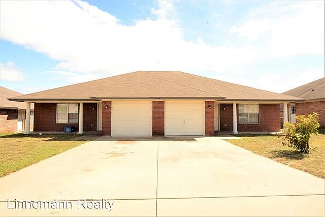 1st image of 3204A Toledo Dr