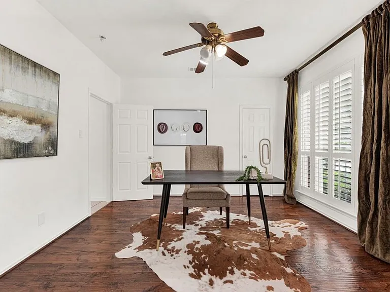 2810 Ashbury Dr #1 — Photo 25
