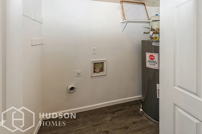 1014 Coffeyville Trl — Photo 10