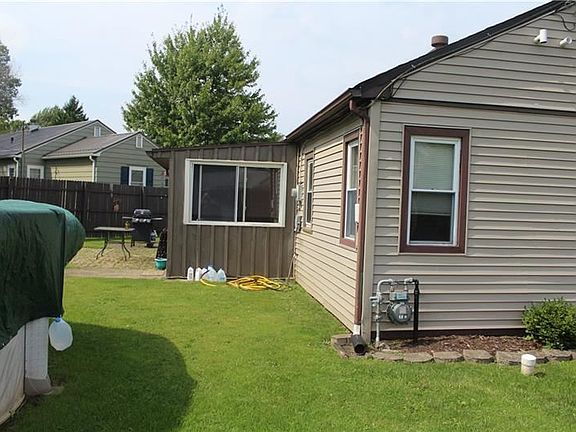 2nd image of 1002 Arlington Dr