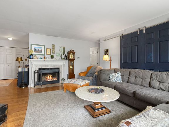 2nd image of 2148 Sunderland Ct APT 201-A