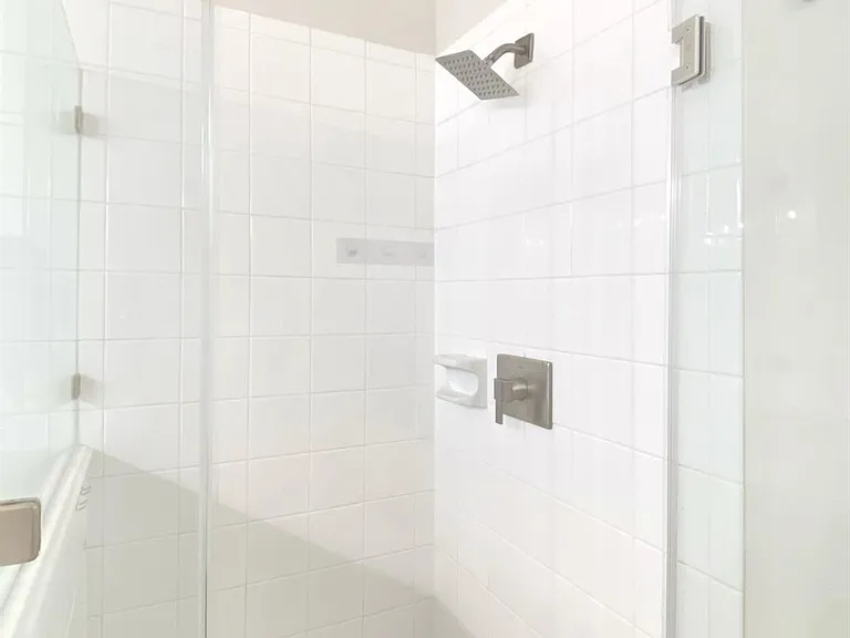 54 Alderon Woods Pl — Photo 30