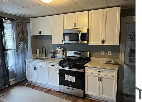 77 Providence St #2